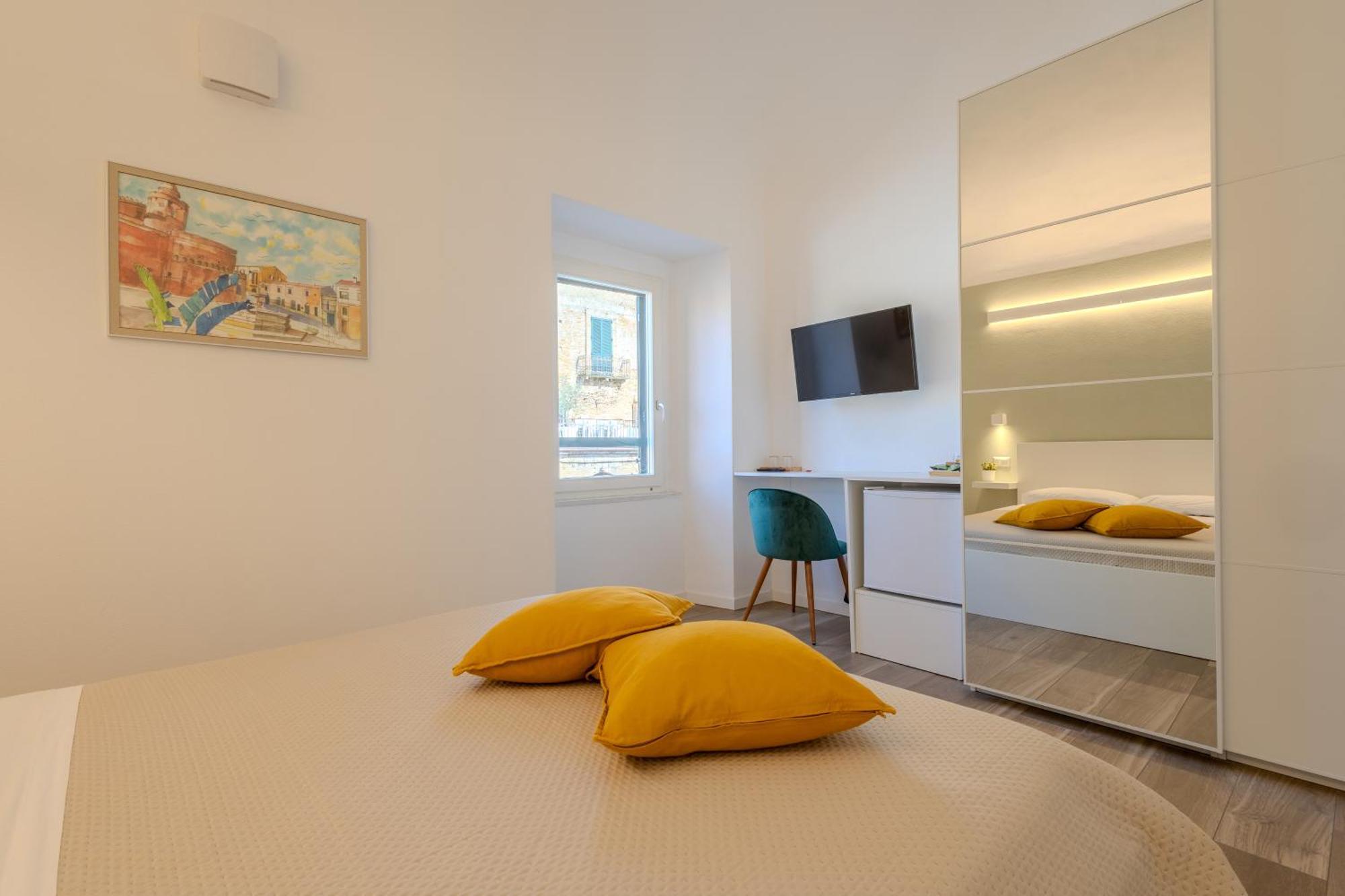 Corso Garibaldi 21 Apartment & Rooms Васто Екстер'єр фото