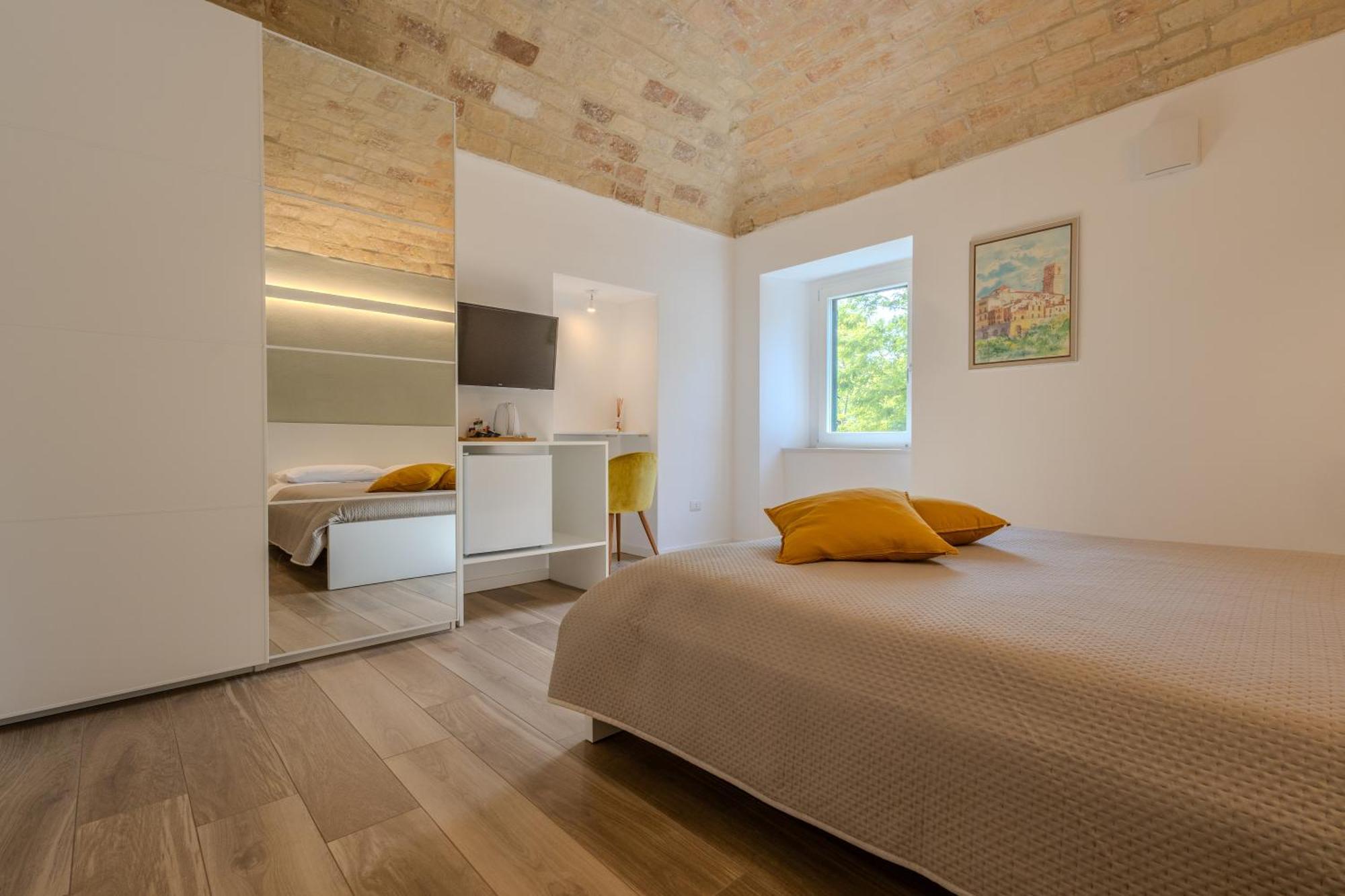 Corso Garibaldi 21 Apartment & Rooms Васто Екстер'єр фото